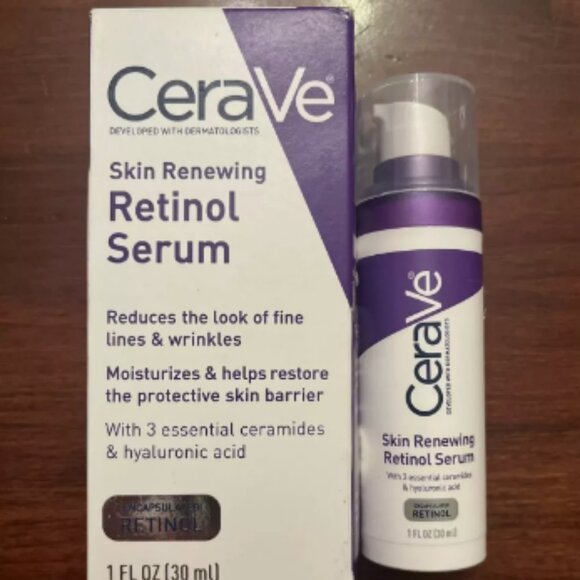 Skin Renewing Retinol Serum - Picture 1 of 3